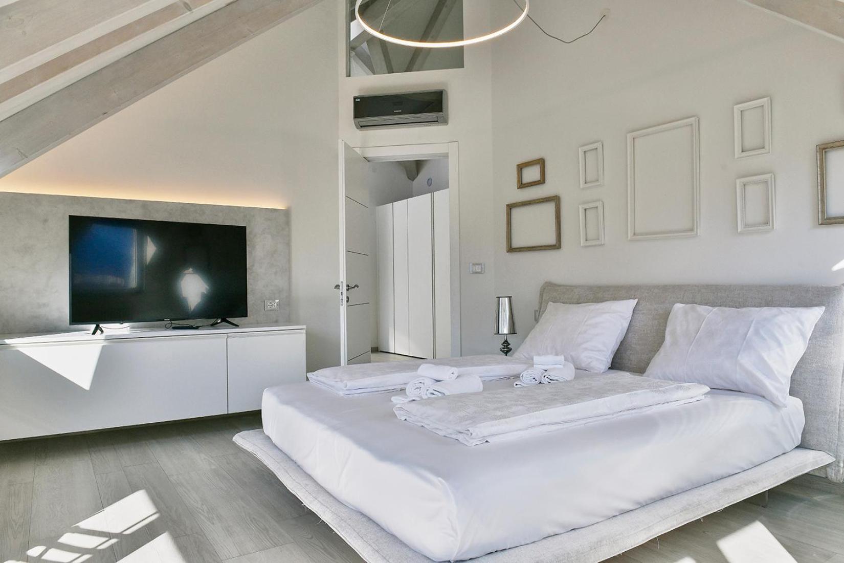 Eden House Experience *